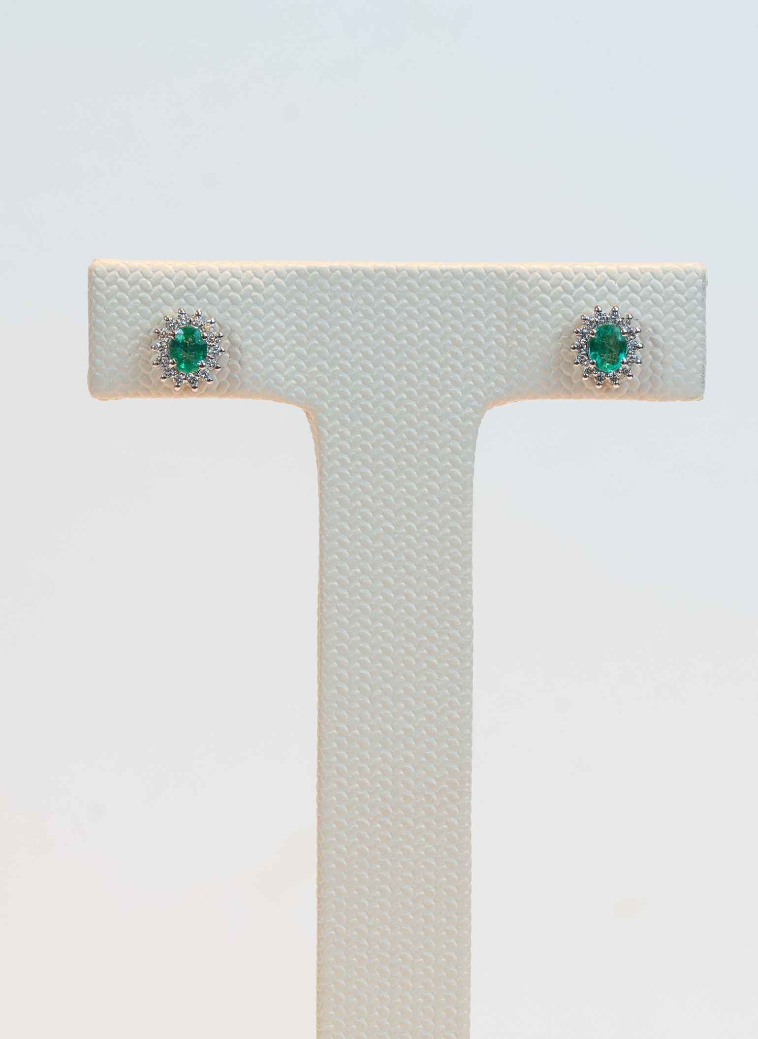 Emerald Rosette Claw Border Earrings