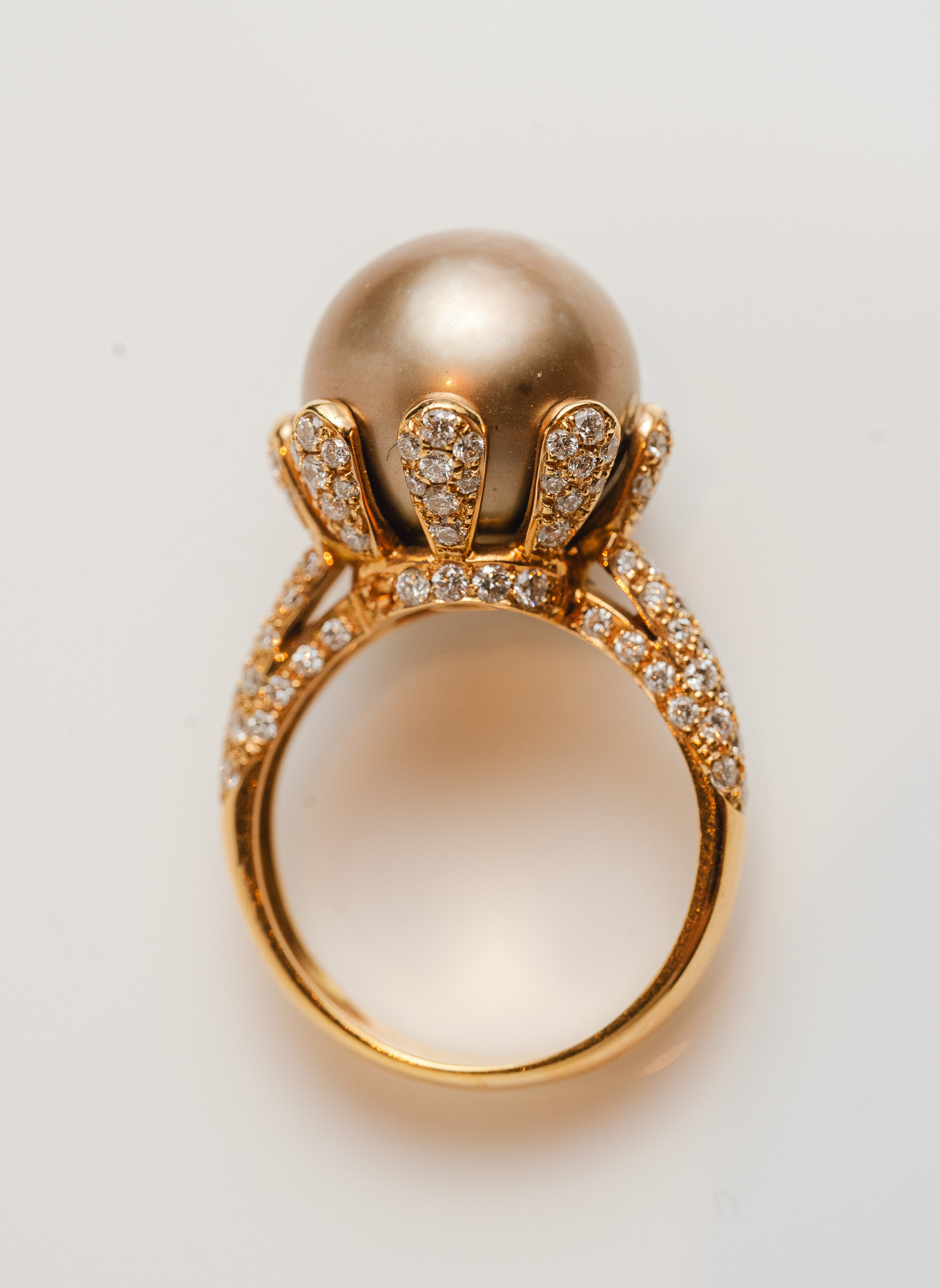 Dolce Far Niente Australian Pearl and Diamonds Ring
