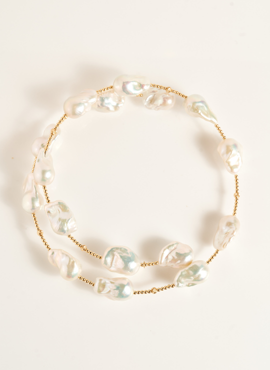 Dolce Far Niente Choker Yellow Gold and Natural Pearls