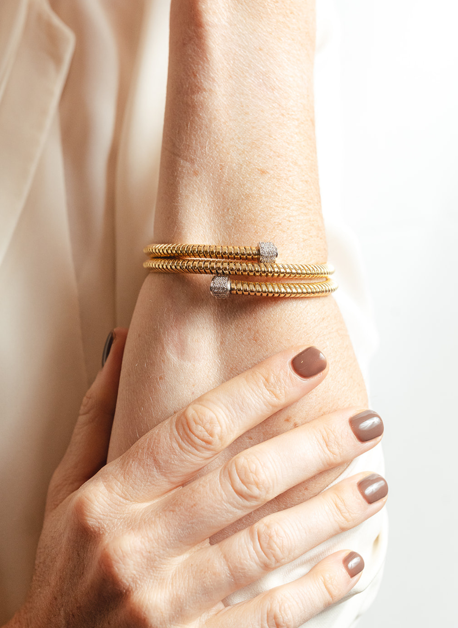 Golden Essentials Tubogas and Diamonds Bracelet