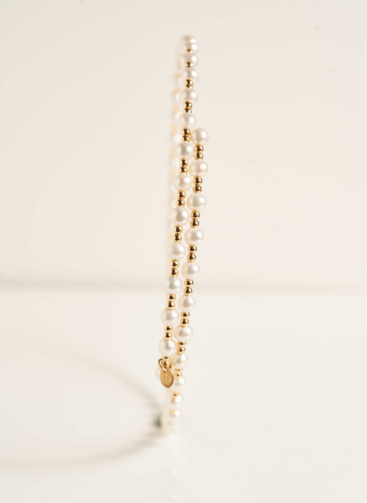 Dolce Far Niente Choker Yellow Gold and Natural Pearls