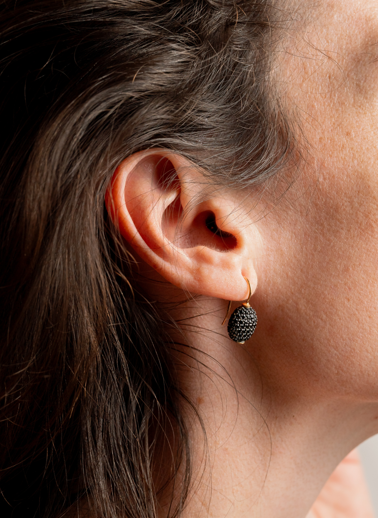 Le Gemme Gold and Black Spinel Earrings 