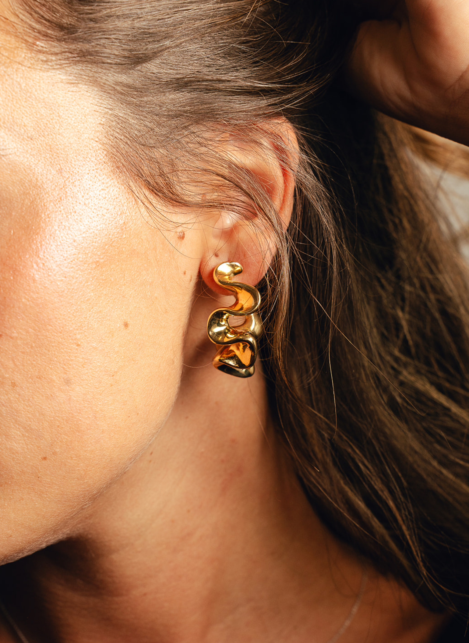 Pendientes Aros Rizados Plata bañada en Oro Amarillo