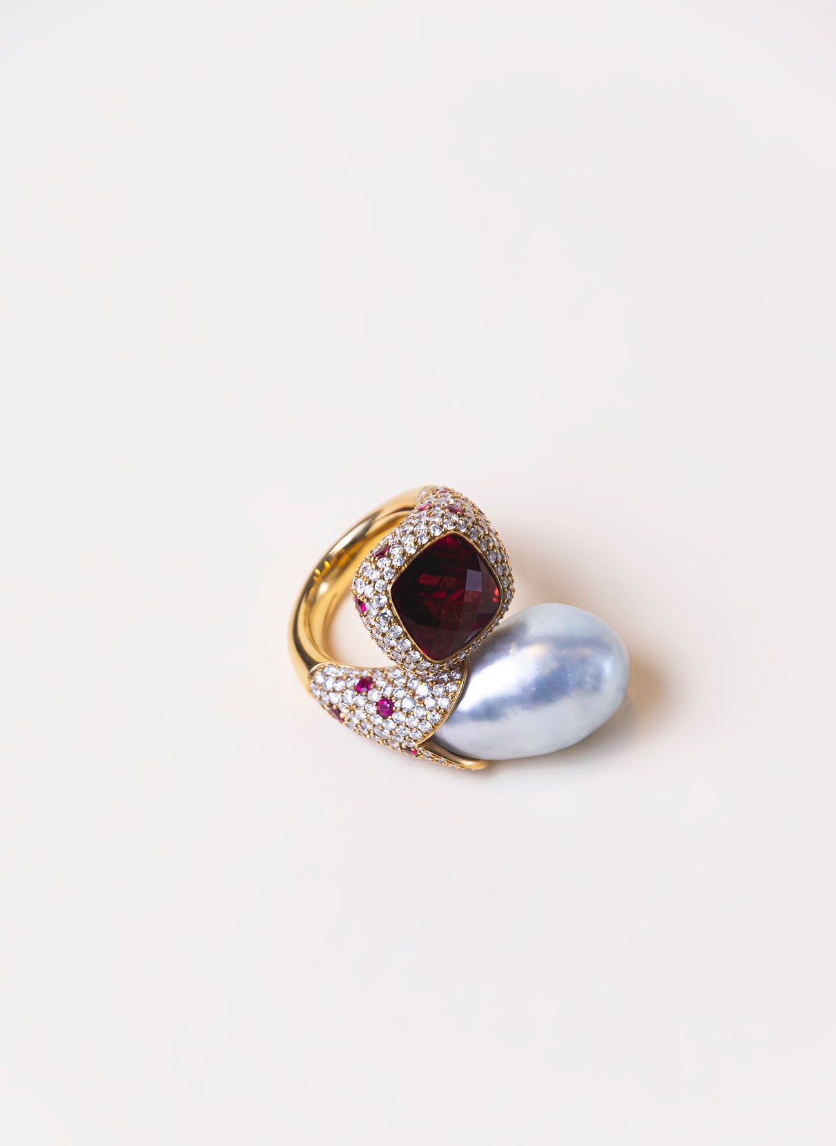 Dolce Far Niente Australian Pearl and Rhodolite Ring